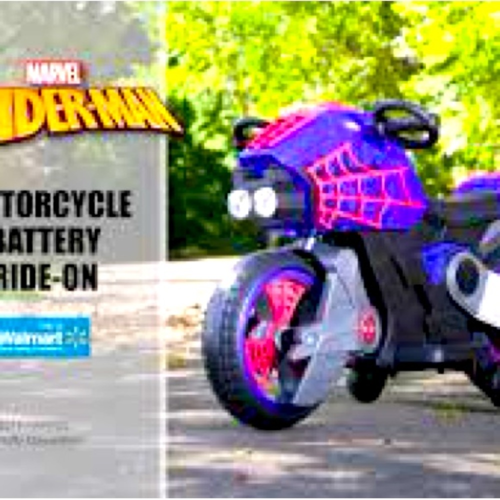 Spider-Man motorcycle for kids with trainingg wheels. Used lightly